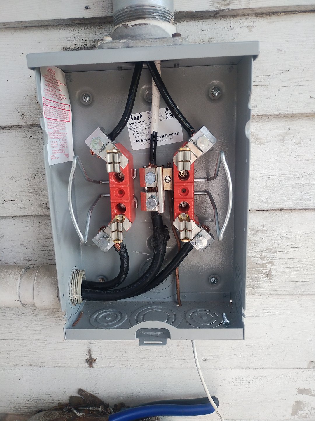 Fast Electrical Residential Repairs on a meter socket installation  Thumbnail